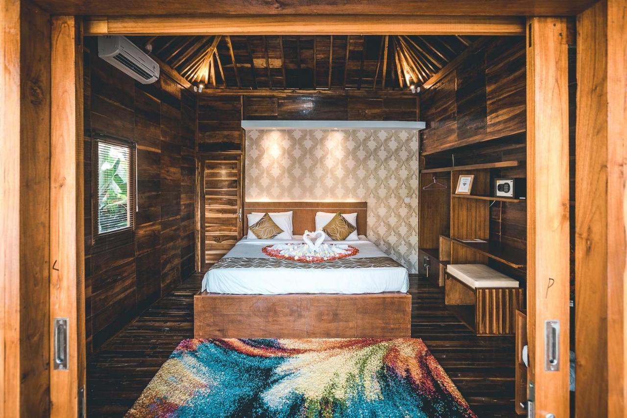 דירות Uluwatu Ocho Bali Surf Camp מראה חיצוני תמונה